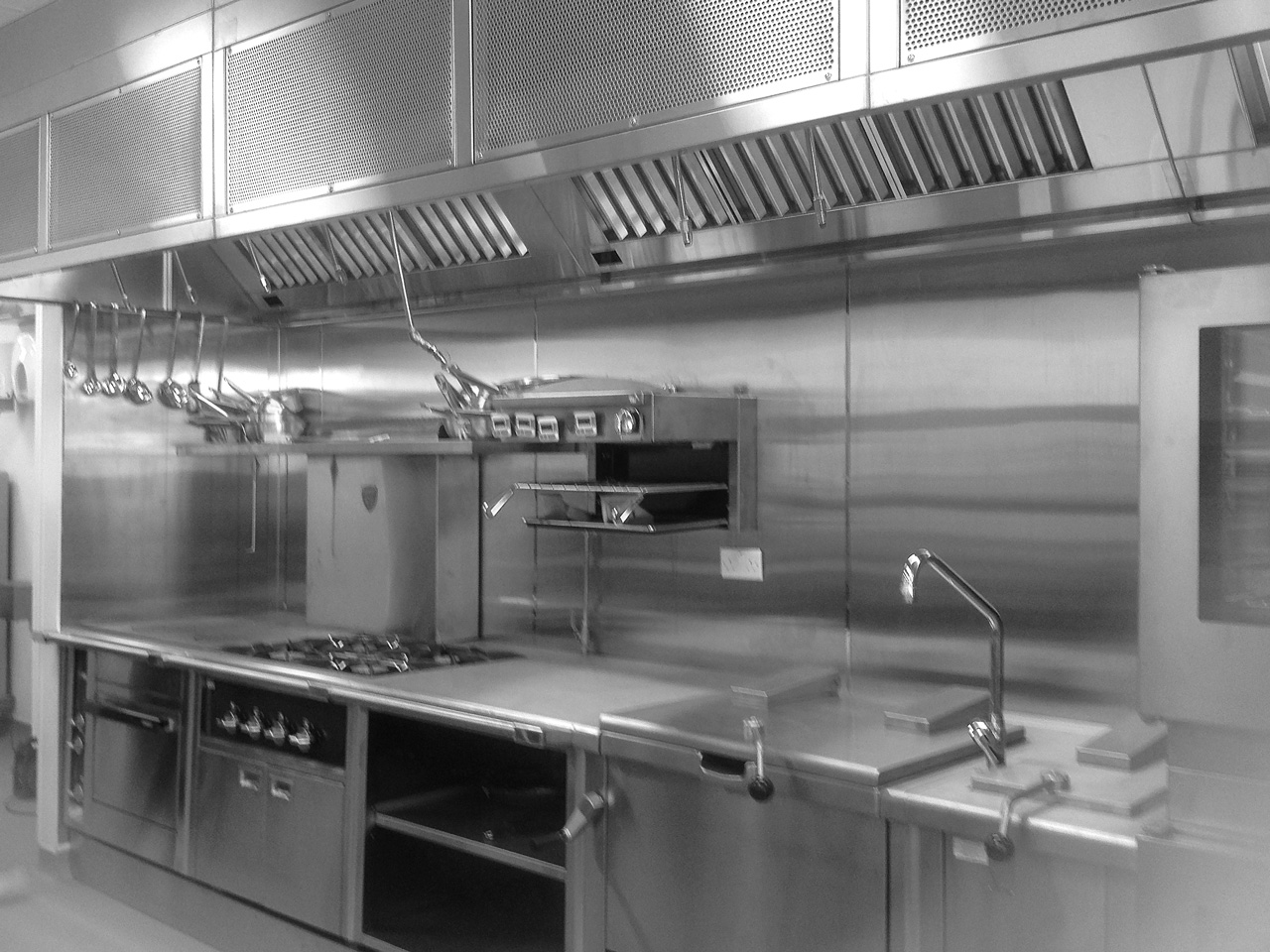 Kitchen facilities at Jancett House